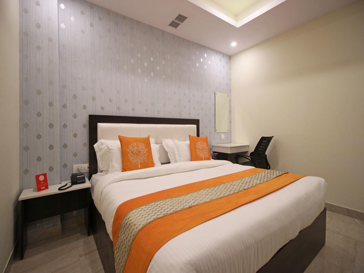 Oyo 8132 Hotel Kukreja Dehradun Exterior foto